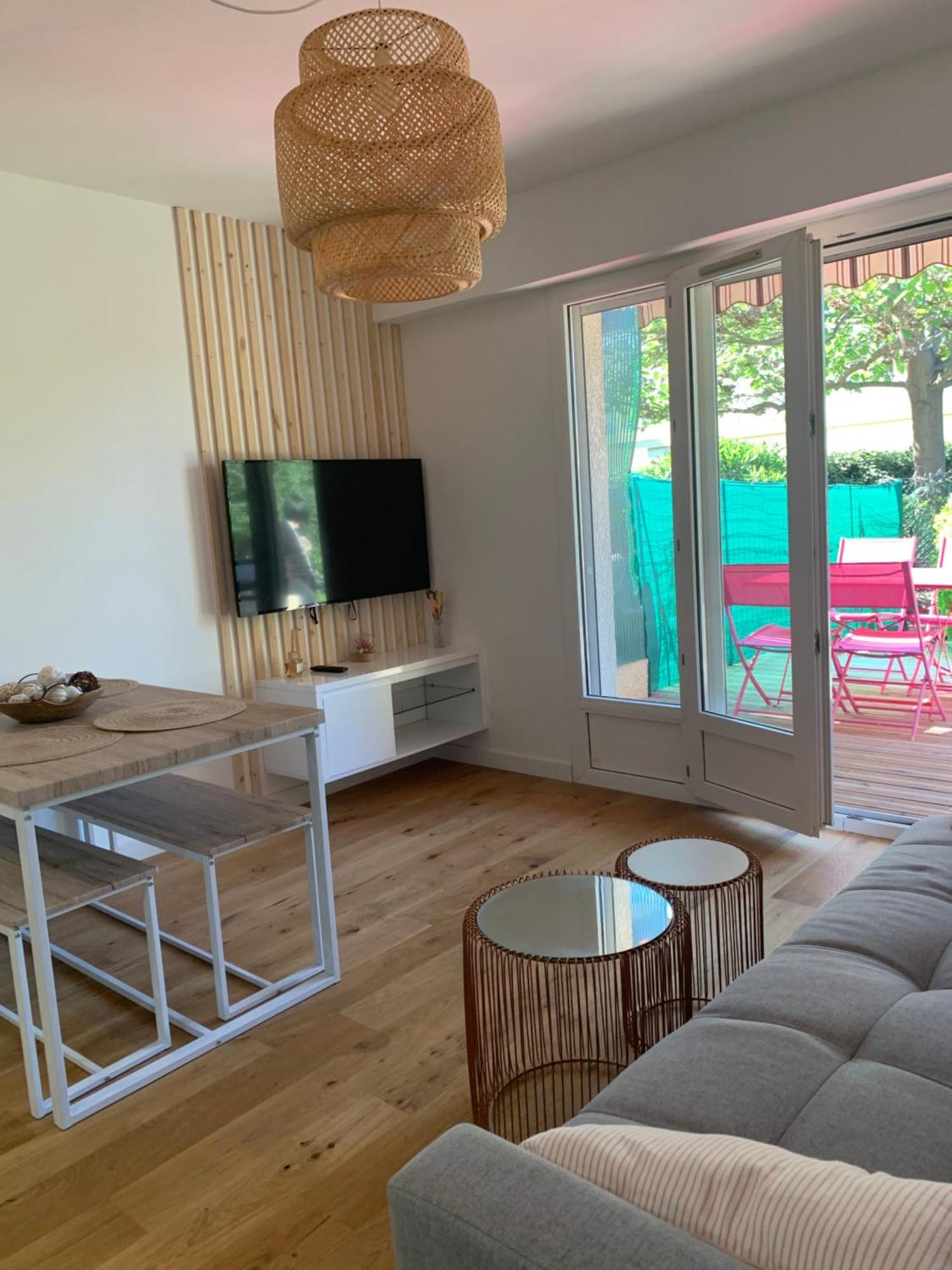 Beau T2 Avec Jardin Frejus Plage Exteriör bild