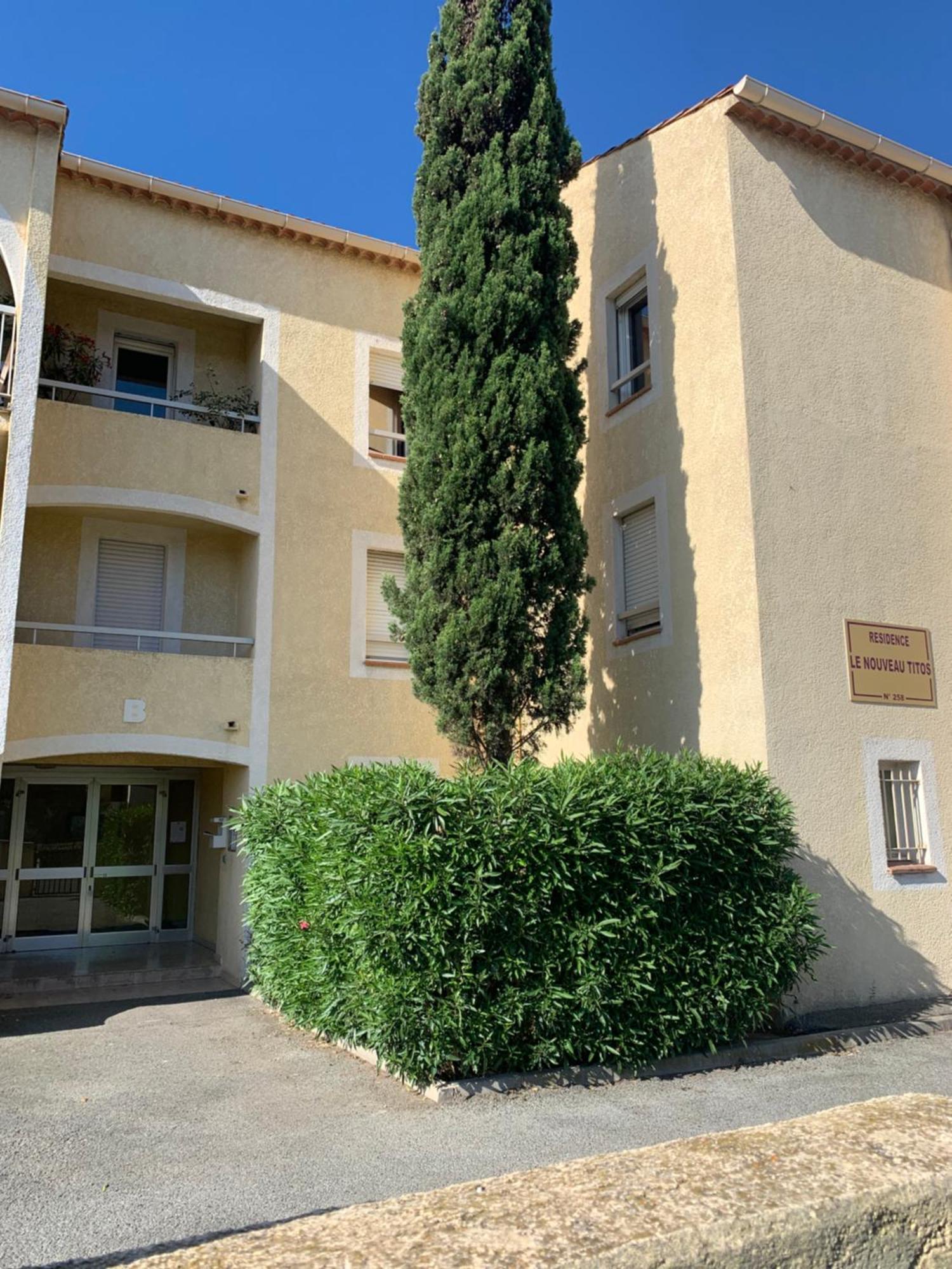 Beau T2 Avec Jardin Frejus Plage Exteriör bild